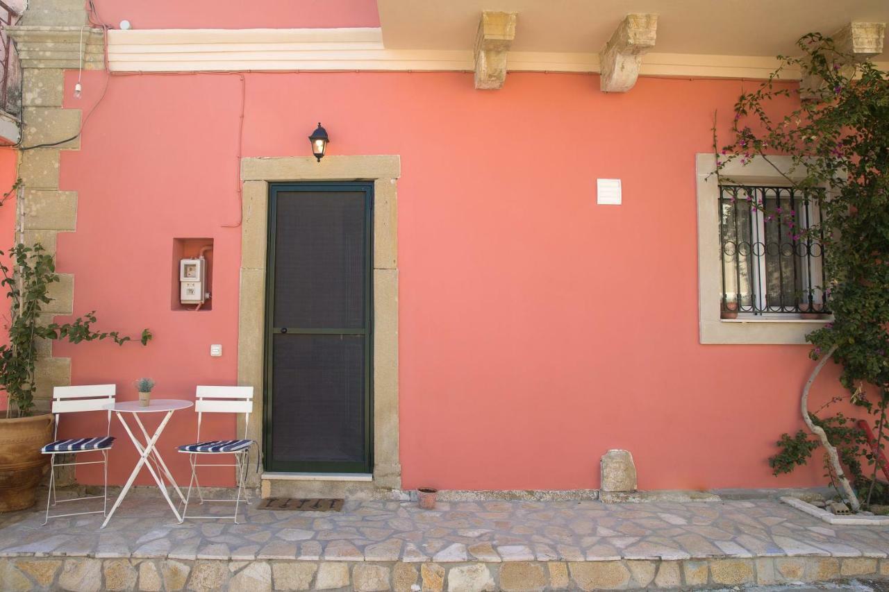 Mara's Traditional Holiday home